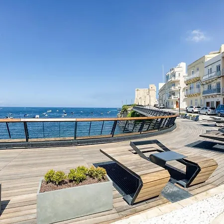 Lejlighed Luxurious, Equipped Home, With Mesmerising View By 360 Estates